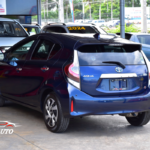 TOYOTA AQUA 2020 AZUL
