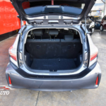 TOYOTA AQUA HYBRID 2019 GRIS