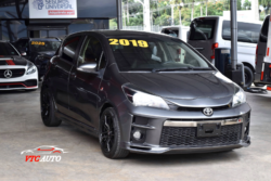 TOYOTA VITZ GR SPORT 2019 GRIS